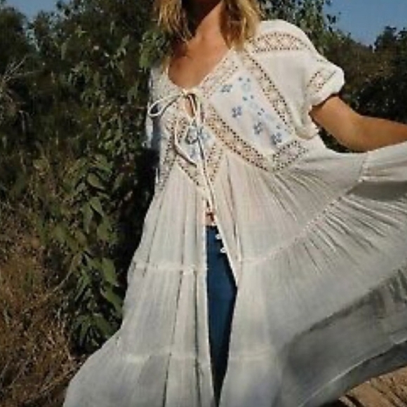 Free People Delilah Tiered Maxi Top Billowy Crochet Lace Embroidered Ivory S NWT - Picture 16 of 16